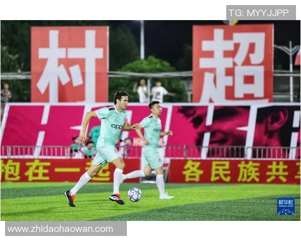 客厅装饰新风尚足球明星画作为家增添活力与激情